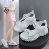 Sporty Sandals 2021 Summer Thick-Soled Breathable Casual Sandals Women's Wild Soft-Soled Beach Shoes Trendy Light Sports Shoes Y0714