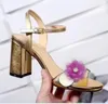 51k最新の品質女性のデザインサンダルレザーガールドレス結婚式のセクシーなヒールレディの靴ミッドヒールサンダル