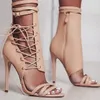 Sexy Gladiator Drop Women Pumps Peep Toe кружев по перекрестному галстуке Высокие каблуки Тонкие вечеринки Обувь Boussac Сандалии