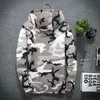 Homens Camo Jaquetas Primavera Outono Casal Casal Casaco Com Capuz Camuflagem Moda Masculino Outwear Roupas 5xL 211214