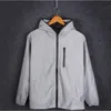 Homens completos jaqueta reflexiva Hoodies luz mulheres jaquetas hip hop impermeável windbreaker hooded streetwear casacos homem tamanho grande