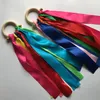 7 Kleuren Regenboog Hand Vliegers Houten Ring Lint Streamer Runner Accessoires Speelgoed Dansende Ringen Sensorische Linten Wind Wand voor Verjaardagsfeestje Gunstig Geld Kerstcadeau