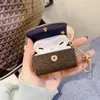 مصمم كلاسيكي ثلاثي الأبعاد عباد الشمس حماية سماعة الأذن لـ AirPods 1 2 3 Pro Pro2 Leather Flower Letter Print Shell حامل الغلاف السكني بلوتوث اللاسلكي