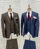 3ピースハンサムな男性のスーツファッション格子縞の結婚式タキシードコート+パンツ+ベストのためのスリムフィット新郎着物