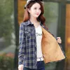 New Women Wool Thicken Xadrez Camisas Femininas M-5XL Flannel Manga Longa Blusas Algodão Cashmere Camisa Inverno Bolsos Slim Tops H1230