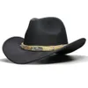 stickade cowboyhattar