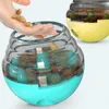 Interactive Dog Cat Food Snack Ball Bowl Toy Fun Pet Shake Conteneur Leaky Chiot Alimentation Lente Gobelet 210423