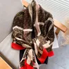 Fashion Brand Brand Aztec floreale nappa viscosa scialle sciarpa signora di alta qualità wrap pashmina ha rubato bufandas all'ingrosso 211230