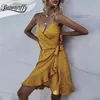 V-Ausschnitt Spaghettiträger Krawatte Taille Wickelkleider Damen Sommer Strandstil Boho Print ärmelloses Rüschensaum Cami Kleid 210510