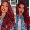 O2021 Nowy europejski i amerykański trend mody peruka kobiecość wino czerwone długie lokówki podzielone na casual curls puszyste peruki do golenia twarzy
