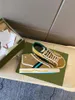 Kobiety i mężczyźni Sneaker Projektanci Mody Koronki Przypadkowe buty dla kobiety Więcej kolorowych Trenerów Platformy Walking Sneakers Z Pole Rozmiar 35-45