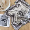 Hoogwaardige 2010 Fashion Autumn and Winter Brand Silk Scarves Tijdloze klassieke Super Long Shawl Fashion Women's Soft Silk S261H