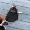 Zaolihuファッションの女性猫の目のサングラスの吹き付けダイヤモンドの女性アイウェアuv400安いデザイナーサンメガネGafas de Sol