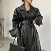 Trench feminina Coats femininos Black Casat Women 2022 Long Jacket Moda feminina Vintage LONDA MANTENHA ASSANTO DE ROUS DE STREETHEATH CHAQUETA CHAQUETA