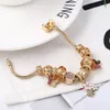 925 Ayar Gümüş Charm Boncuk Fit Avrupa Pandora Kadınlar Için Bilezikler DIY Kırmızı Kristal Kelebek Çiçek Dangle Blossom Charm Boncuk Yılan Zincir Moda Takı