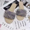 Mode Luxurys Designers Flat Pearl Slippers Bottom Womens Home Slipper Summer Leisure Beach Vacation One Step Sandals Non Skid R1806578