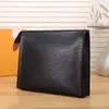 Pochette di design per uomo tote borsa cosmetica donna grande organizzatore di viaggio lavaggio lavaggio borse trucco in pelle scozzese borsa uomo lusso custodia cosmetica spalla busta donna