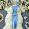 Kvinnor Pencil Dress Tank Sleeve Square Collar Bodycon Sexig Vestidos KPOP Vintage OL Elastiska stickade kvinnliga sommarklänningar 2020 G1214