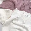 秋の赤ちゃんキッズ女の子長袖中空アウトニットセーター子供服冬赤ちゃん子供女の子純粋なカラープルオーバーセーターY1024