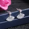 Pendientes de abanico dulces y versátiles con tachuelas, pendientes con personalidad a la moda para mujer, Brincos de Zirconia brillante, regalo de boda 5510858