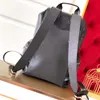 2021Latest utomhus ryggsäck väska Original högkvalitativa lyxdesigners mode monograms ryggsäckar handväskor klassisk läderväska handväska