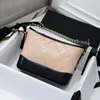 Classic Designers Shoulder Bags Handbags Top Quality Woman Fashion Genuine Leather designer handbag Women Flap Letters Black Crossbody Bag Size : 20