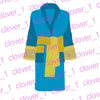 Homens Clássicos Mulheres Casa Robes Unisex Hotel Sleepwear Luxurys Bathrobe de Alta Qualidade Cinto Pijama Longa Lounge Desgaste Azul K1739