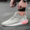 Moda Męskie Buty Letnie Buty Tide Edition Wild Men's Casual Sports Buty Siatki Mesh Fly Tkactwo Nowy Trend Oddychający ButyF6 Czarna Biała