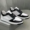 Męskie buty Casual Buty Czarno-białe Kolor Dopasowanie Dwukolorowe Podeszwy Trójkąt Dekoracji Moda Prosty Styl Mężczyźni Daily Outdoor Driving All-Match Flat Shoess