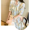 Yaz Bluzlar Yay Yaka Baskılı Gömlek Fırfır Kısa Kollu Şifon Gömlek Kadın Bluz V Yaka Tops Puff Sleeve OL Top 210427