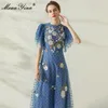 Créateur de mode été élégant bleu maille longues robes femmes papillon manches à pois brodé Vintage robe de soirée 210524