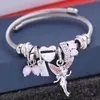 Vänskapsgåva Antik Vintage Silver Färg Armband DIY Angle Girl Wing Heart Lock Key Pendants Charm Armband för män Kvinnor
