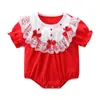 Lato Baby Girl Lace Bow Romper Infant Koreański Księżniczka Jumpsuit Urodzony Urodziny Chrzest Odzież Bawełniane Czerwone Pajacyki 210615