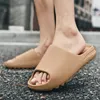 Тапочки для женщин Trending Летние слайды Женщины Случайные Спальные Обувь Мужчины Пляжная Обувь EVA Толстые подошвы тапочки Браун