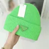 2021 Nouveau bonnet d'hiver hommes femmes loisirs tricot bonnets Parka couvre-tête amoureux de plein air mode hivers chapeaux tricotés accessoires cadeau
