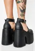 Sandales marque 2021 été livraison directe INS vente gros talon haut noir Style gothique Lolita Cool plate-forme femmes chaussures grande taille 43