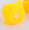 Baby Bad Spielzeug Baby Kid niedlich Bad Gummi Enten Kinder quietschende Ducky Play Toy Classic Badet Spielzeug 760 x23592874