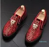 Designer Boat Spikes Flats For Men Gold Casual Shoe Movie Super Stars Slip-On Rivets Men cravejados sapatos 38-44.