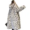 Koreansk imitation päls leopard print päls päls en kappa kvinnor vinterjacka kvinnor mode hooded varm parkas jacka 211018