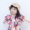 2020 Sommar New Girl's Klänning Färgglada Block Flyga Ärm Klänning Koreanska Amerikanska Stil Kläder Mode Baby Tjejer Kläder Q0716