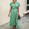 2021Summer Ny Maxi Dress Kvinnor Polka Dot Sexig V Neck Ruffles Kortärmad Semester Lång strand Sundress Ladies Lace Up Wrap Party Y0726