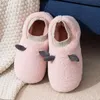 2021 High Quatity Slippers Fashion Sandals Shoes Graffiti Bone White Resin Desert Sand Rubber Winter Earth Brown Flat Men Women Home Shoe