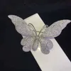 75x45mm de alta calidad de la mariposa de la mariposa de la mariposa de la mariposa de las mujeres con accesorios de doble suéter de invierno broche