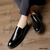 Yeni 2022 Sivri Kalın Alt Alt Oxford Ayakkabı Erkekler Rahat Loafer'lar Resmi Elbise Ayakkabı Sapatos Tenis Masculino