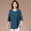 Varış Yaz Kore Tarzı Kadın Yarım Kollu Nakış Dantel Patchwork T Gömlek Gevşek Rahat V Yaka T-shirt Artı Boyutu W173 210512