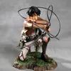 Atak 18 cm na Titan Levi Pozycja klęcząca PVC Anime Akcja Figura kolekcjonerska Model Doll Statue Toys for Children's