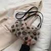 Akşam Çantalar Taklit Kürk Kış Bayanlar Zincir Omuz Çantası Moda Tasarımcısı Kadın Çanta Fermuar Crossbody Messenger Tote