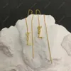 Orecchini del designer di modo per le donne Gioielli in oro Lettera d'oro Pendants Hoop orecchini Designer Designer Designer orecchini Orecchini per gli orecchini di fidanzamento 22022402R