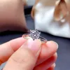 Moissanite Ring Real 925 Sterling Zilveren Sieraden voor Vrouwen Trouwverjaardag Gift 05ct 1CT 2CT Lab Diamond met certificaat