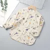 Bärenführer Säugling Cartoon Print Lätzchen Mode Kleinkind Mädchen Junge Langarm Burp Tücher Born Kid Accessoires Niedliche Kleidung 210708